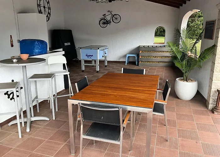 Number9 - Now With Air Conditioned Bed & Breakfast Carlipa
