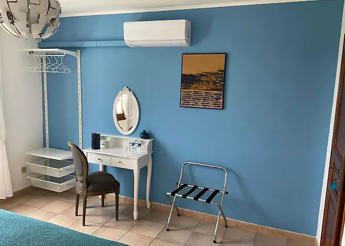 Number9 - Now With Air Conditioned Bed & Breakfast 4*