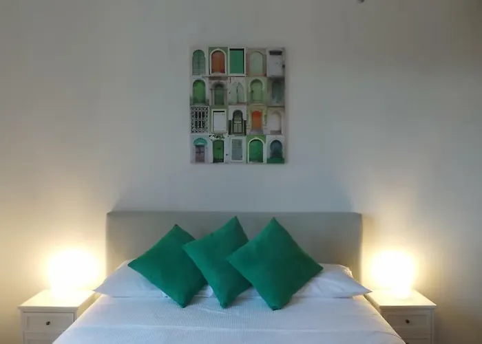 Number9 - Now With Air Conditioned Bed & Breakfast